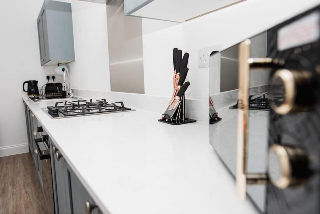 Urban Bliss Apartment Bournemouth Bagian luar foto