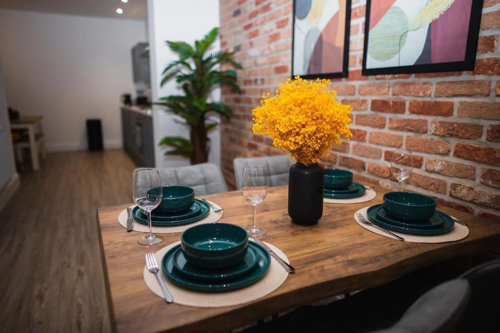 Urban Bliss Apartment Bournemouth Bagian luar foto